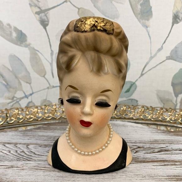 #28 Vintage Inarco Lady Head Vase Lashes Intaglio Cameo Earrings Pearl Necklace - Picture 4 of 10
